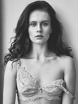 KARMA - FEMALE MODELS